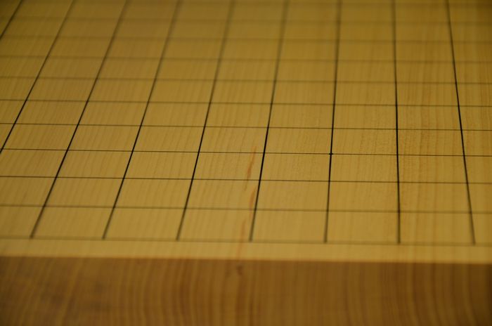 二寸盤天面の石目