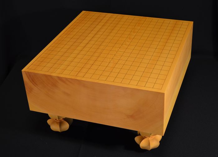 四寸九分五厘(通称五寸)碁盤全体