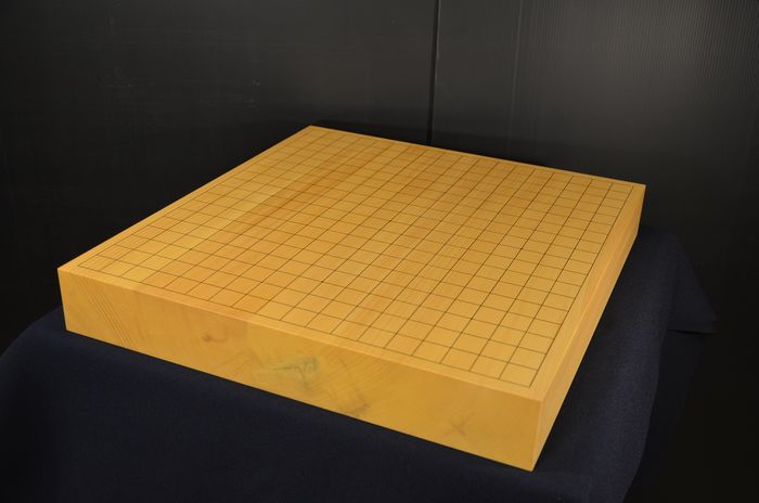 二寸五厘卓上盤の反対側から見た全体